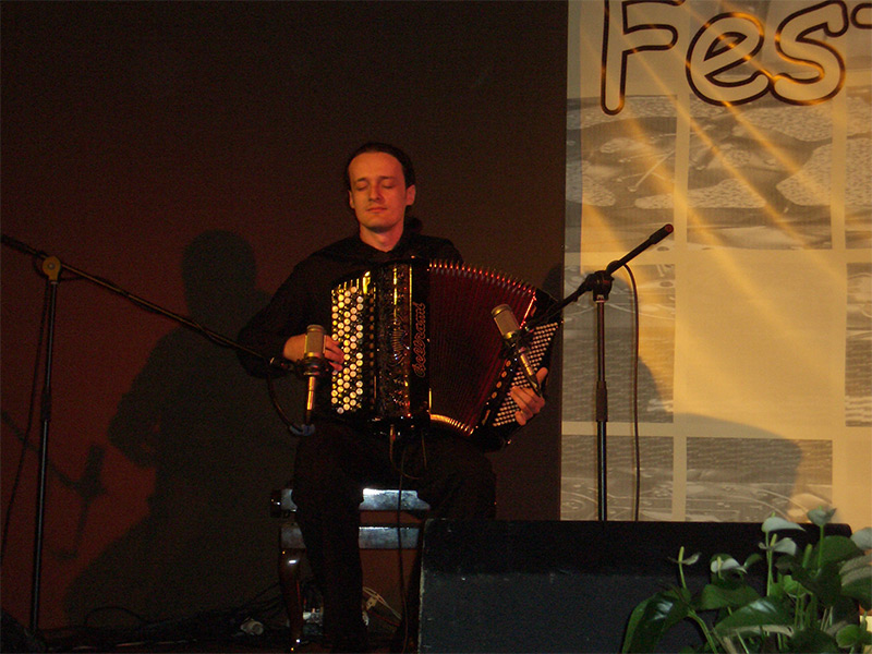 Album: Festival Agrate Brianza,14 Maggio 2006 - Descrizione: Emir Bosniak