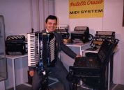 Claudio alla Fiera musicale di Pesaro nel 1989 quando lavorava ancora alla F.lli Crosio